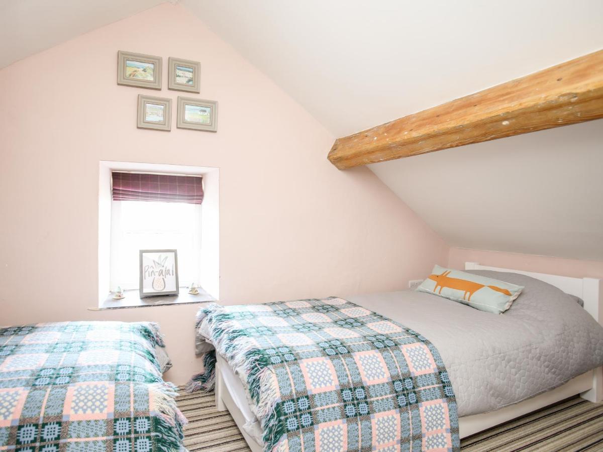 Bodfeurig Farm Cottage Bangor  Exterior photo